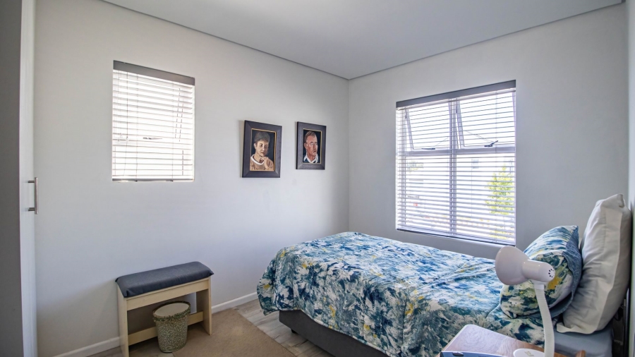 2 Bedroom Property for Sale in Honeydew Country Estate Western Cape